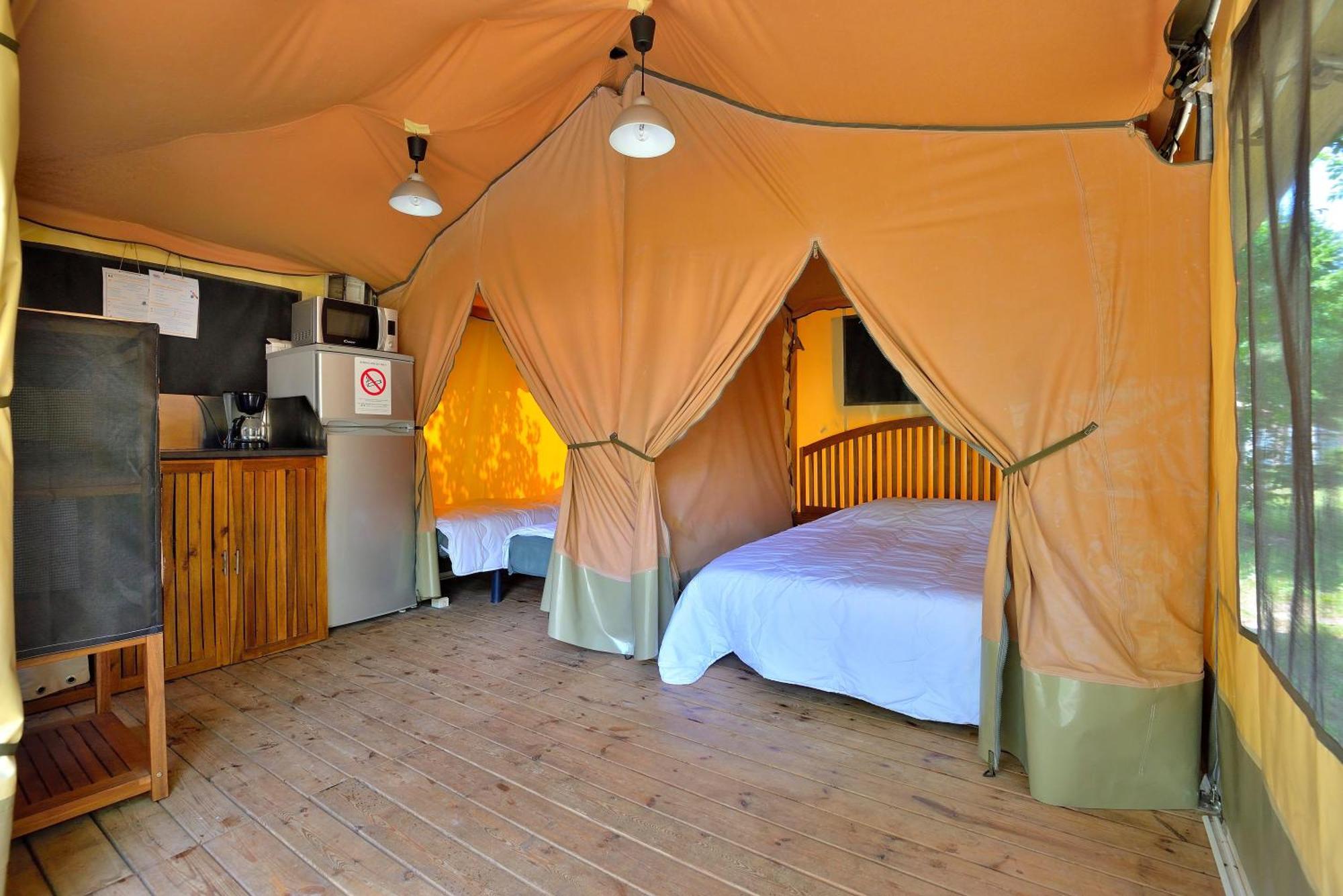 Camping Etang De La Vallee Combreux ห้อง รูปภาพ